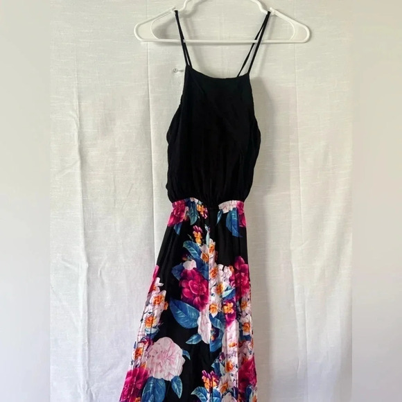 MINK PINK Floral Romper - Picture 10 of 15